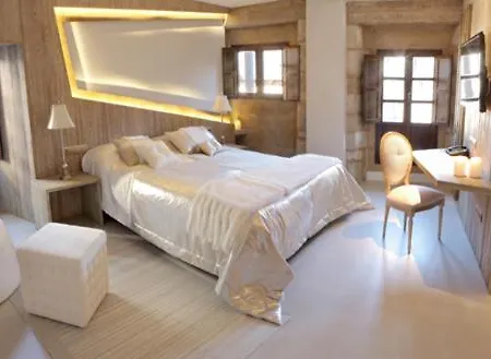 Treixas Hotel
